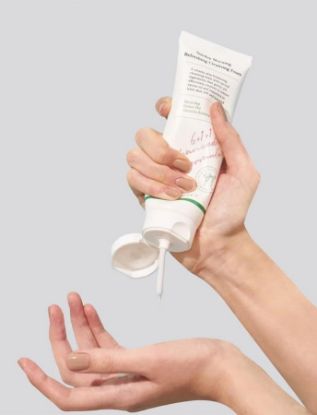 Picture of AXIS-Y SUNDAY MORNING REFRESHING CLEANSING FOAM 120 ML 0096