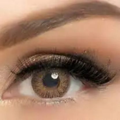 صورة "عدسة ادور لون أصفر 
"