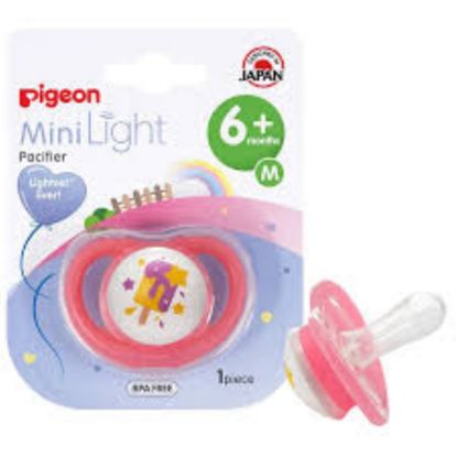Picture of PIGEON MINILIGHT PACIFIER SINGLE (M) GIRL ICE CREAM