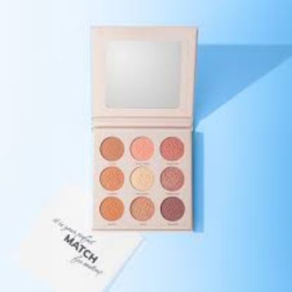 Picture of BOGENIA MATCH EYESHADOW PALETTE CHARM BG904.002